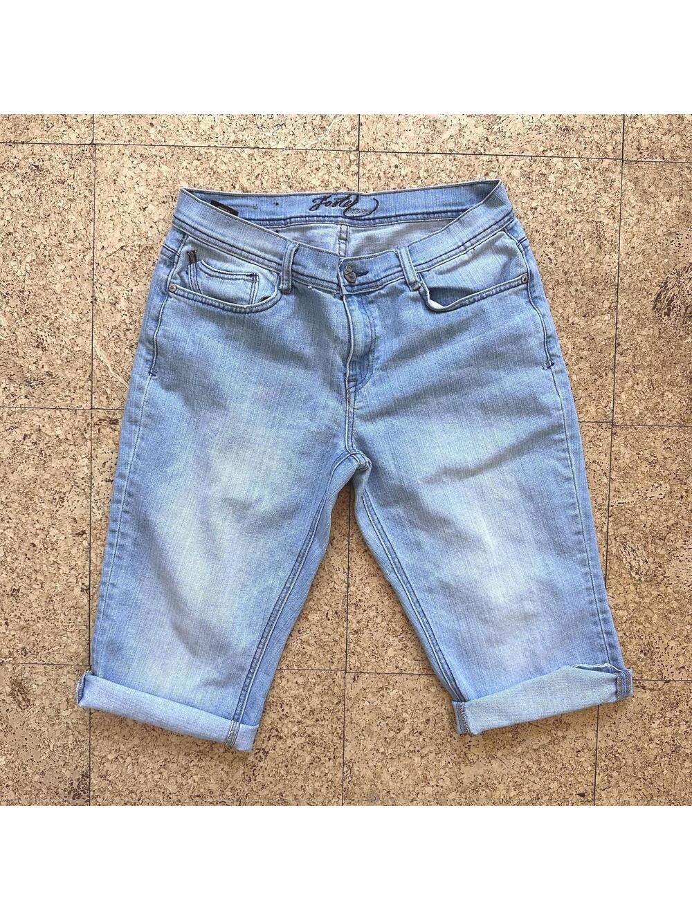 FOSTER Jorts Longline Jean Shorts Womens 8 Light Wash Cuffed Embellished Pockets